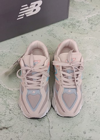 39 Beden gri Renk NEW BALANCE 9060