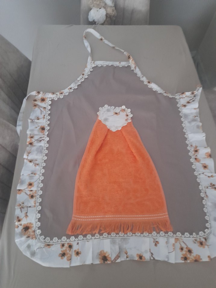 Nakışlı Bej Mutfak Önlüğü - Görsel 2