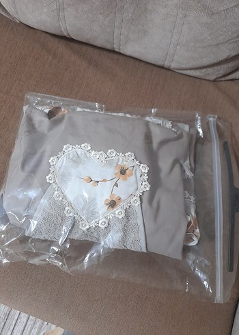 Çiçek Desenli Gri Mutfak Önlüğü - Görsel 2