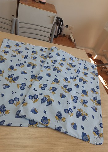 Mavi Baskılı Parlak Yastık Kılıfı - Görsel 3