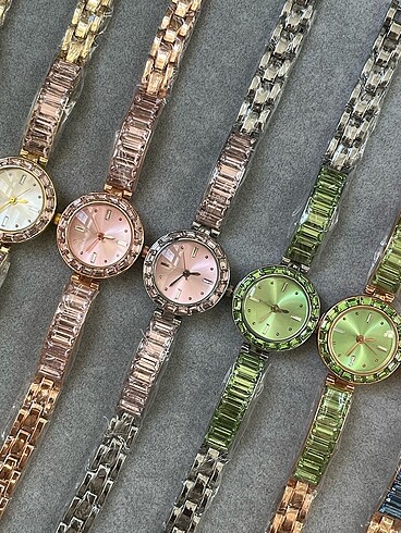 Beden Swarovski Baget Taşlı Kadın Kol Saati