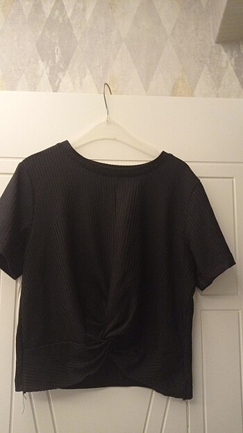 Siyah crop
