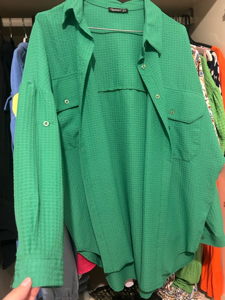 Düğmeli Yeşil Salaş Kadın Gömlek - Görsel 5