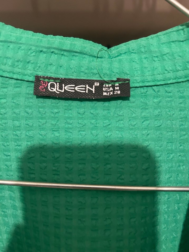 Düğmeli Yeşil Salaş Kadın Gömlek - Görsel 4