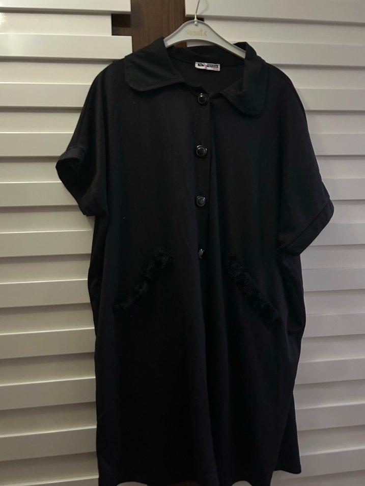 Düğmeli Siyah Kadın Oversize panço - Görsel 4