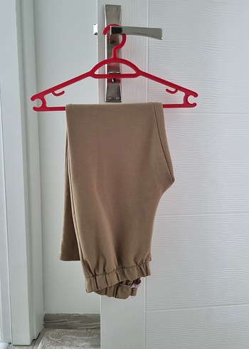 Bej Kemerli Rahat Kesim Kadın Kumaş Pantolon - Görsel 2