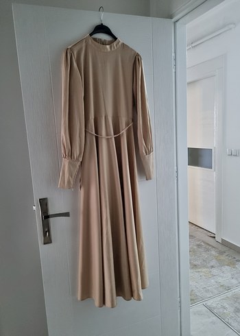 Bej Uzun Kollu Piliseli Kadın Elbise - Görsel 5