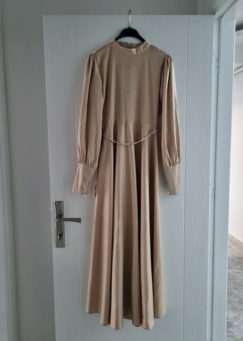 Bej Uzun Kollu Piliseli Kadın Elbise - Görsel 2