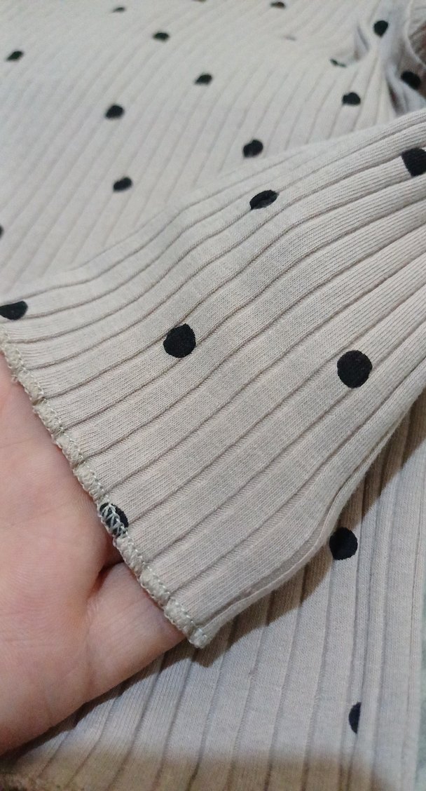 Uzun Kollu Bej Örgü Bebek Kız Takımı - Görsel 3