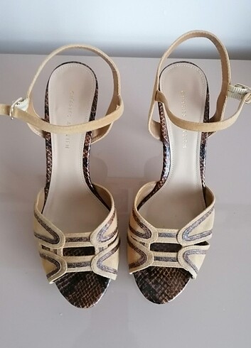 39 Beden camel Renk Charles & Keith camel süet...