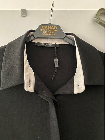 l Beden siyah Renk Ghisa takım