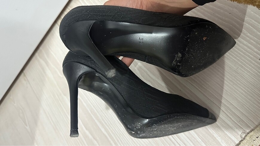 39 Beden İpekyol stiletto