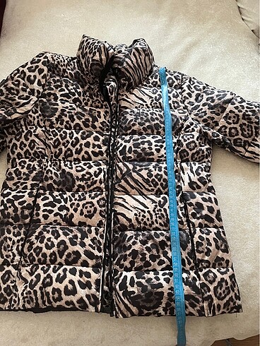 Yepyeni Koton leopar mont