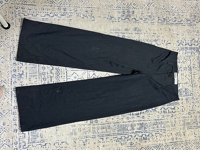 Bershka kumaş pantolon