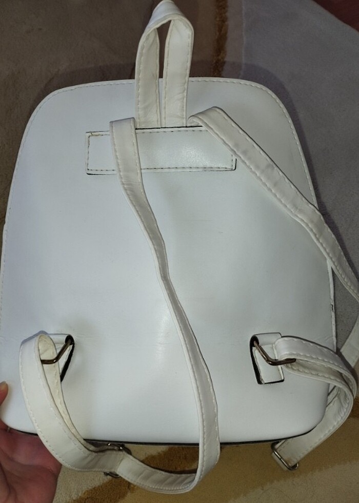 Beyaz sırt çantası - Görsel 3