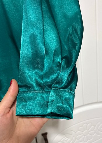 Turkuaz Parlak Saten Kadın Gömlek - Görsel 8