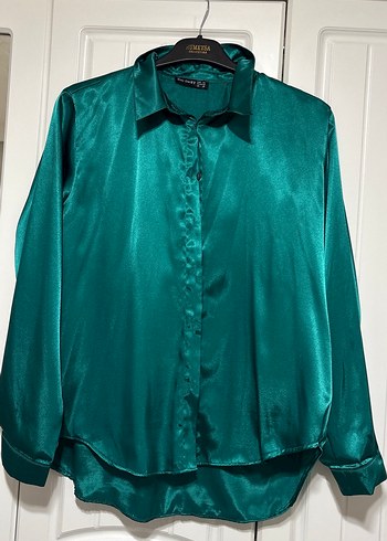 Turkuaz Parlak Saten Kadın Gömlek - Görsel 2