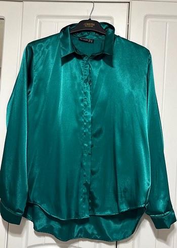 Turkuaz Parlak Saten Kadın Gömlek - Görsel 3