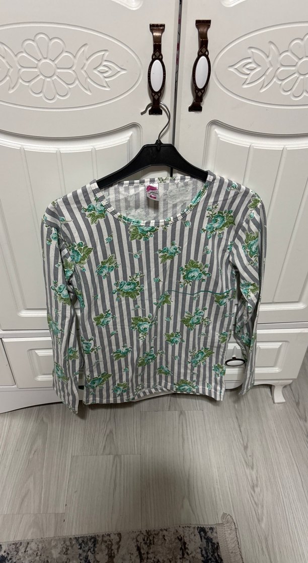 Kız Çocuk Uzun Kollu Çiçekli Bluz - Görsel 2