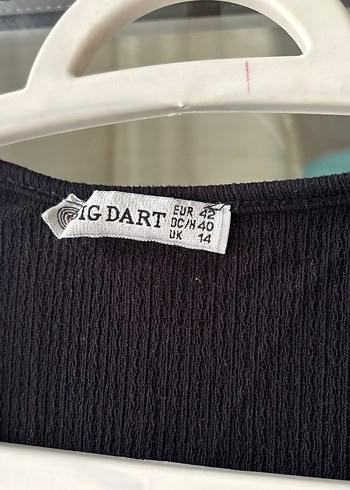 Siyah V Yaka Keten Bluz - Görsel 4