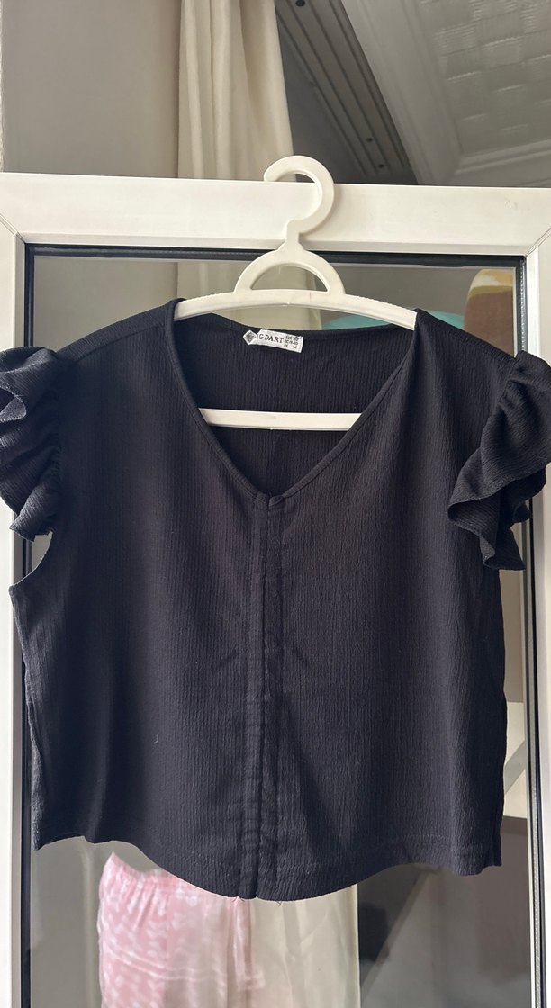 Siyah V Yaka Keten Bluz - Görsel 2