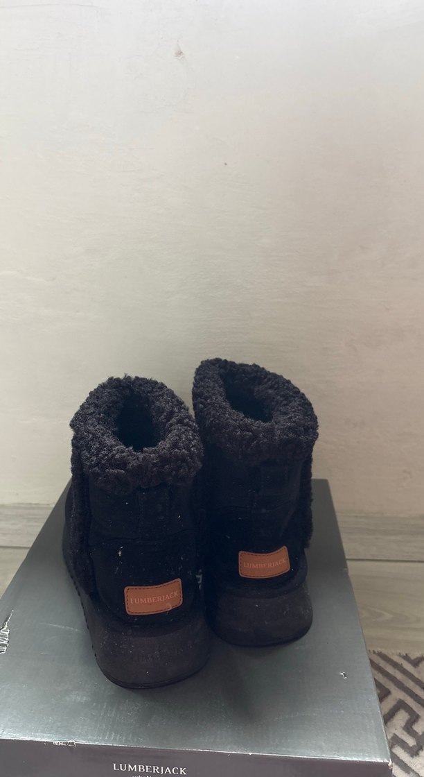 Siyah Kürk Detaylı Platform Topuklu Kadın Botu - Görsel 2