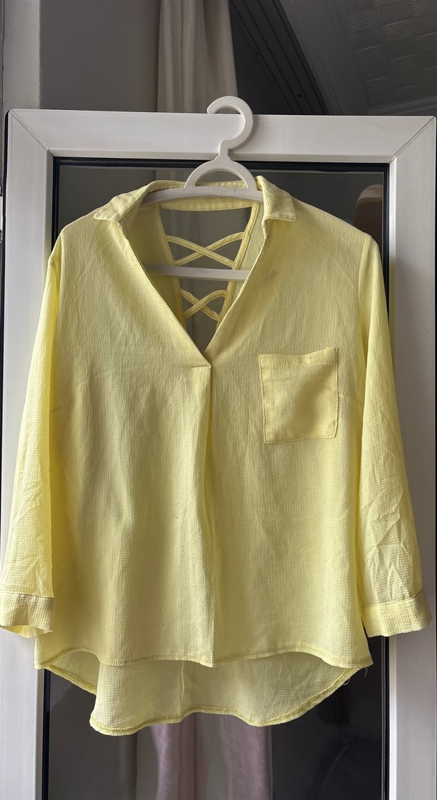 Sarı V Yaka Düğmeli Keten Kadın Gömlek - Görsel 2