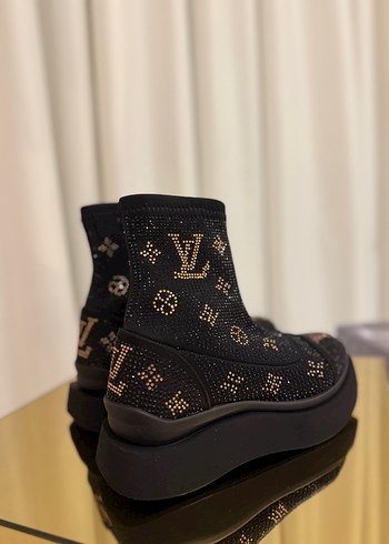 Diğer Louis Vuitton Siyah Monogramli Tasli Corap Bot
