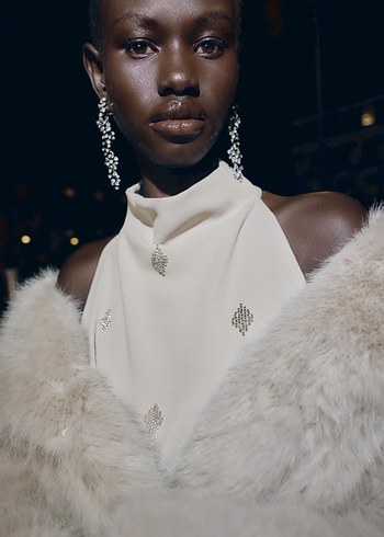 Zara boncuklu halter top - M beden - Görsel 3