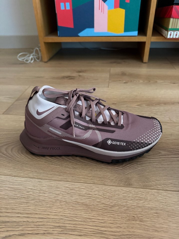 Nike GORE-TEX Spor Ayakkabı - orjinal ve sıfır - Görsel 3