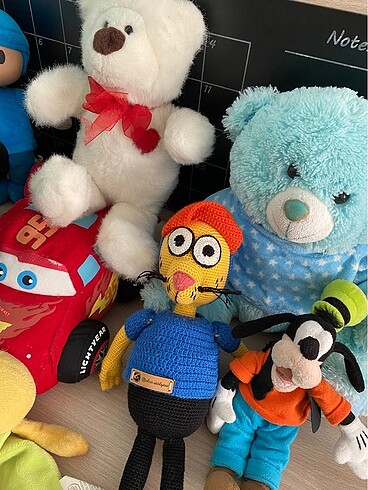 Beden Renk Peluş ve örgü oyuncaklar
