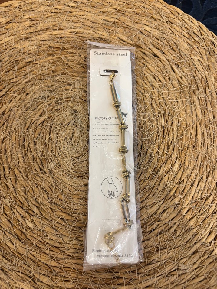 316 L Paslanmaz Çelik  Altın Zincir Detaylı Kadın Bileklik - Görsel 3