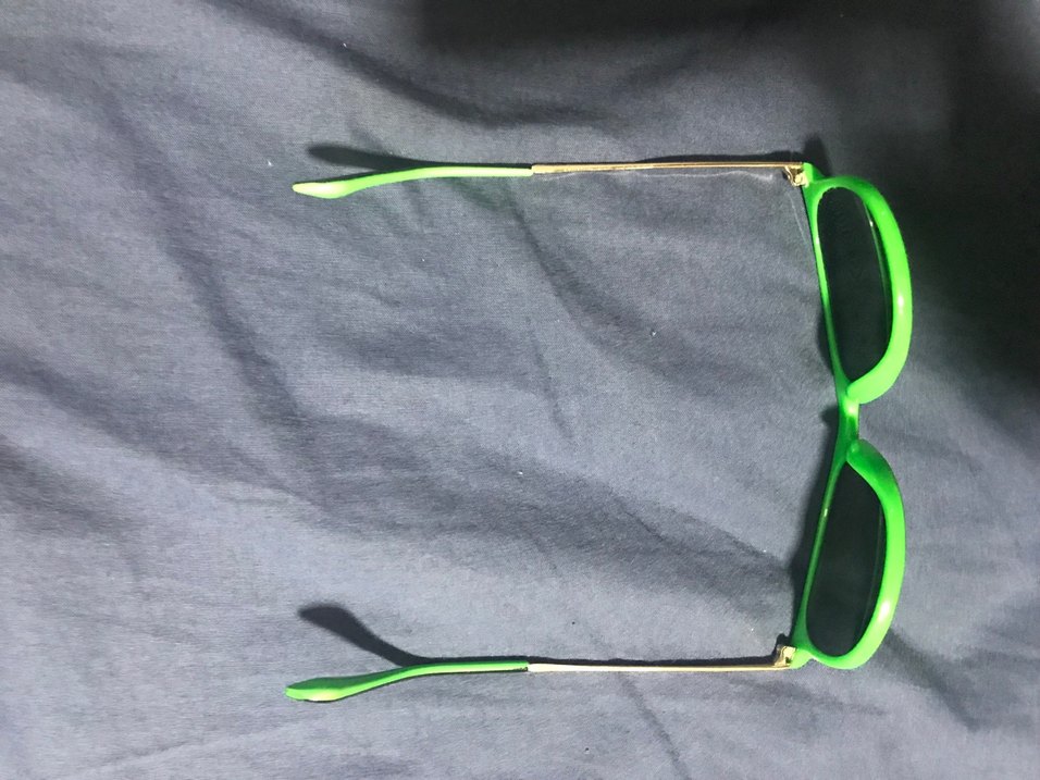 Şeffaf Çerçeveli Mavi Kadın Güneş Gözlüğü - Görsel 3