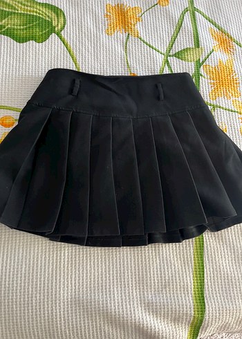 Diğer Siyah Pilili Mini Etek