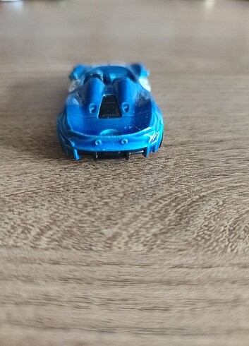  Beden Hot Wheels McLaren Elva