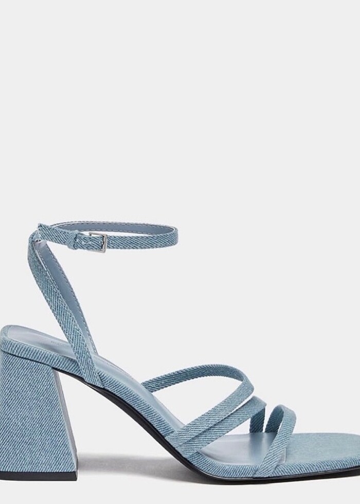 Pull&bear bantlı denim topuklu sandalet - Görsel 2