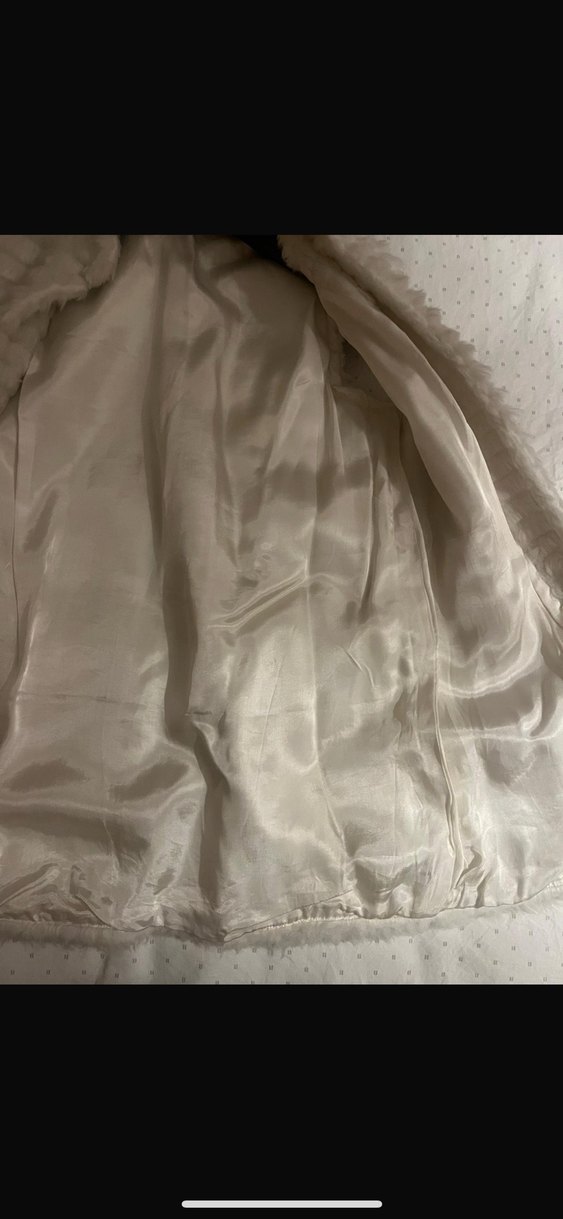 Sokak Stili Beyaz Kürklü Kolsuz Yelek S-M beden - Görsel 3