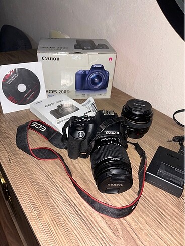 CANON EOS 200D EF-S 18-55 III KİT