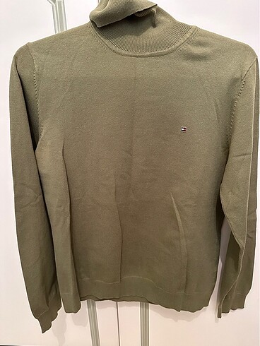Tommy Hilfiger kazak