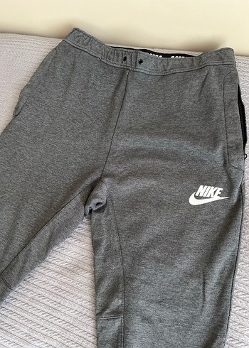 Nike s