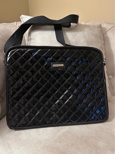 Bershka Laptop Çantası