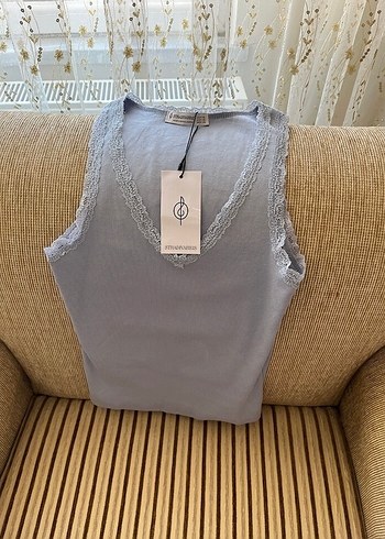 Stradivarius Dantel crop
