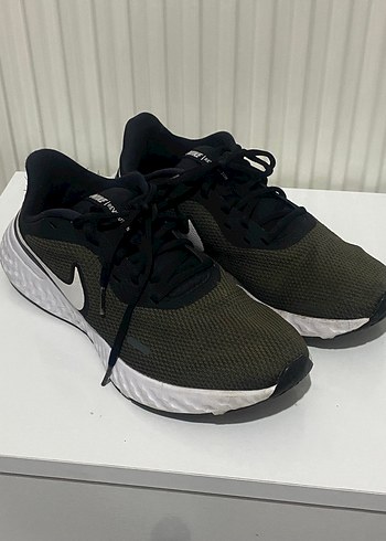 Nike  Erkek Koşu ve Antrenman Ayakkabısı - Görsel 5