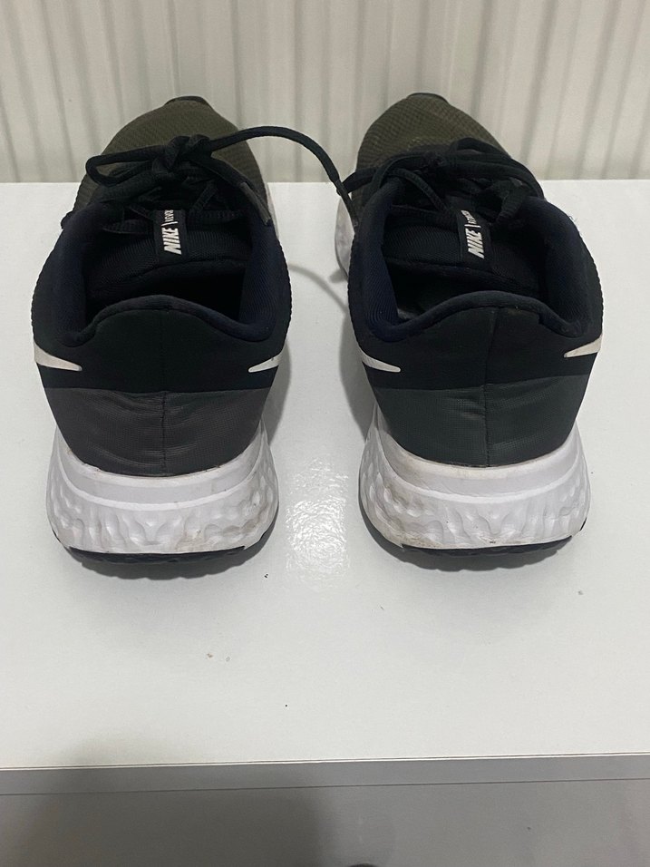 Nike  Erkek Koşu ve Antrenman Ayakkabısı - Görsel 4