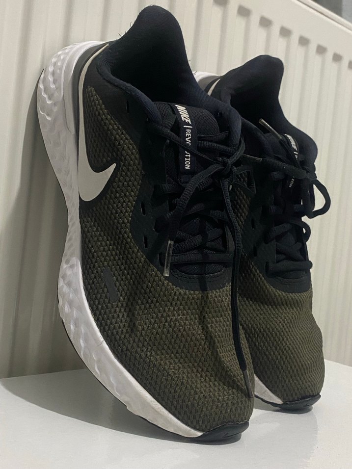 Nike  Erkek Koşu ve Antrenman Ayakkabısı - Görsel 3