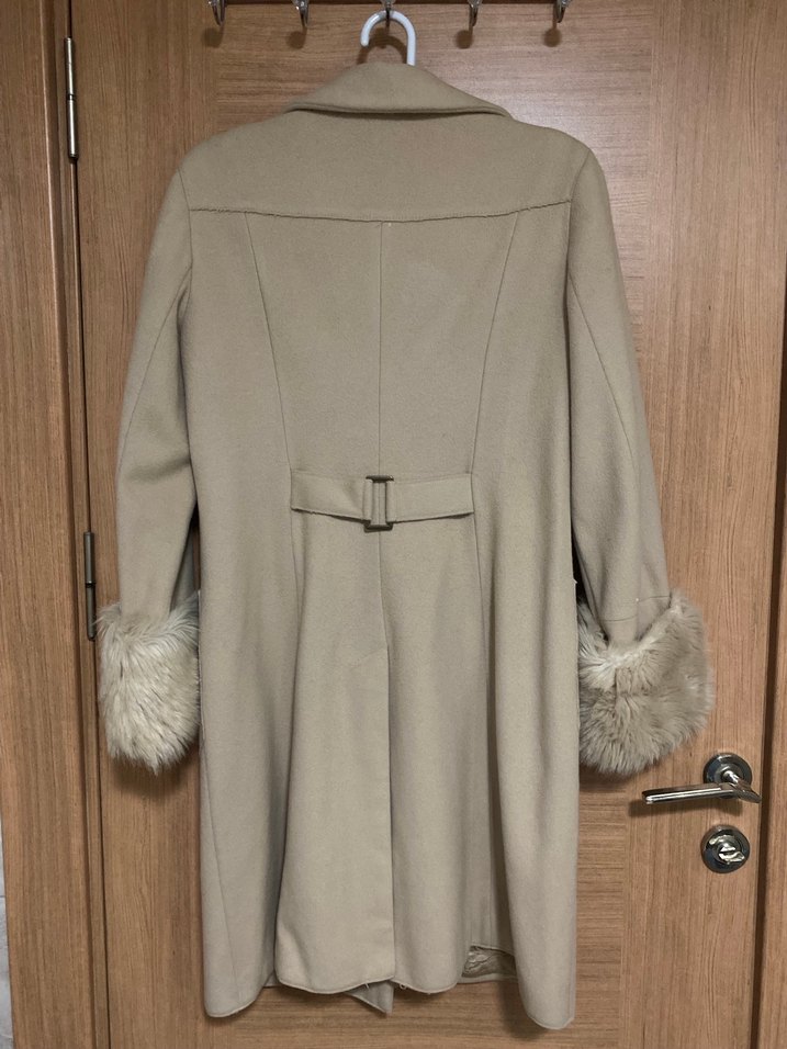 Kürklü Kol Detaylı Bej Kaban - Görsel 5