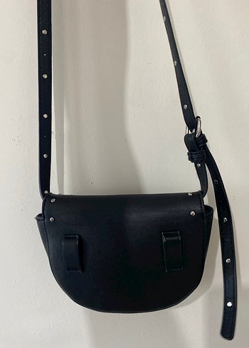 Siyah Deri Tokalı Gotik Kadın Çanta - Görsel 3