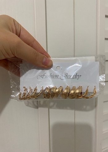 Altın Renkli Zincir Detaylı Bohem Midi Küpeler - Görsel 2