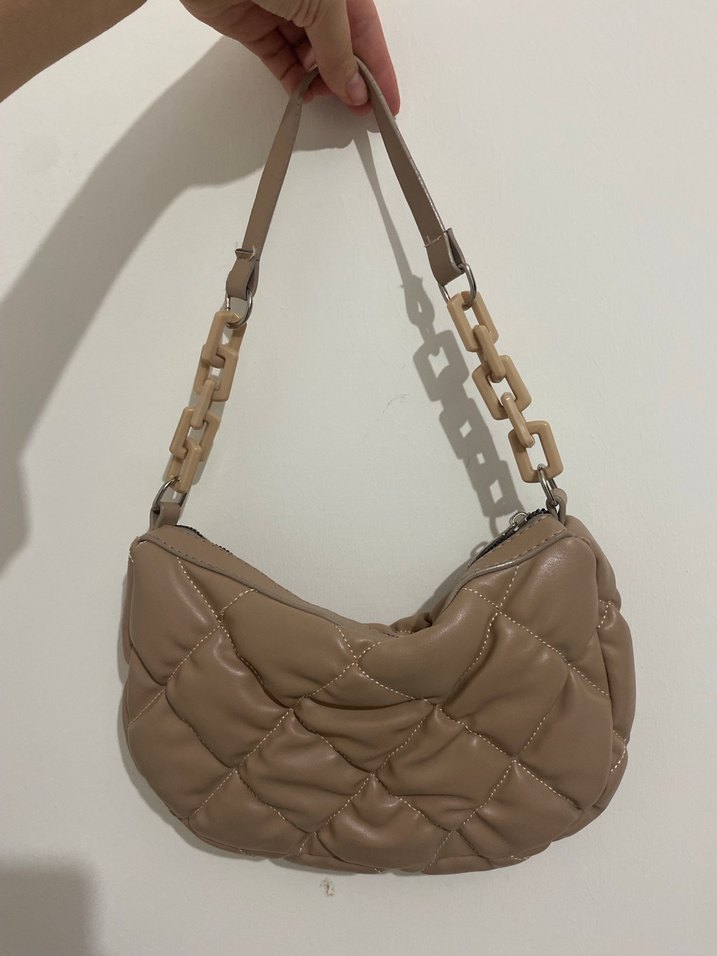 Zincir Detaylı Bej Deri Kadın Çanta - Görsel 2