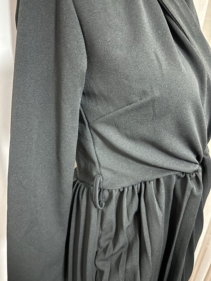 Siyah Drapeli Uzun Kollu Kumaş Elbise - Görsel 3